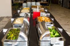 TUSAN BEACH RESORT Restaurants
